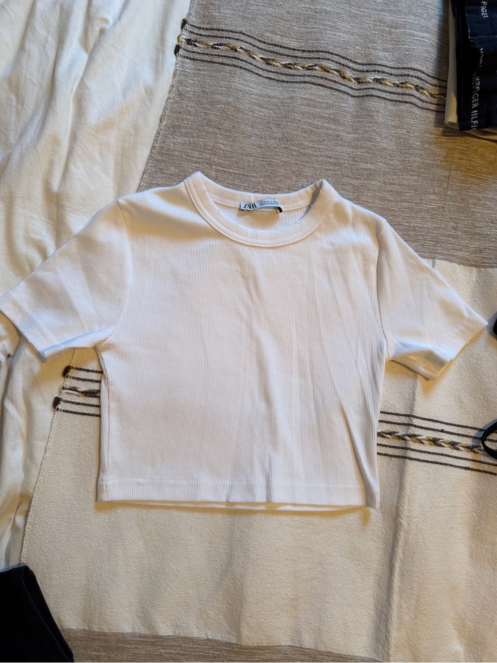 Zara White Ribbed Short Sleeve Tee